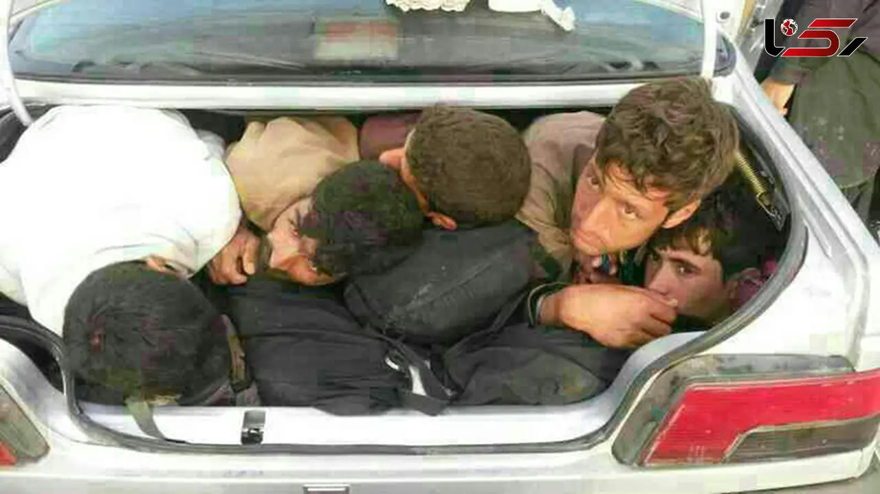 پژو 405 با 12 سرنشین در خاش چپ کرد / 12 کشته و مجروح در این حادثه