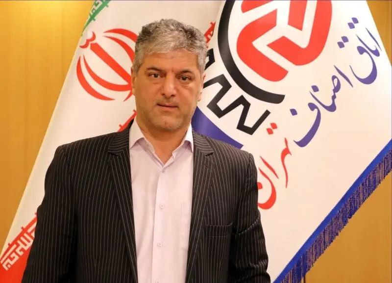 گل و گیاه هم از گرانی در امان نماند؛ نهاده‌هایی مانند خاک، کود و سم ۴۰ درصد افزایش قیمت داشتند/ ۳۰ درصد فعالان گل‌فروشی‌های تهران زن هستند