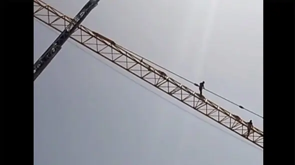 فیلم عجیب ترین خودکشی در ایران / عملیات3 ساعته  پلیس بین زمین و آسمان
