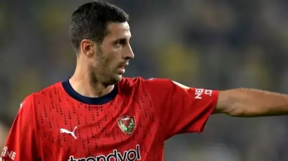 گئورگی آبورجانیا گزینه جدید خط دفاع پرسپولیس کیست؟