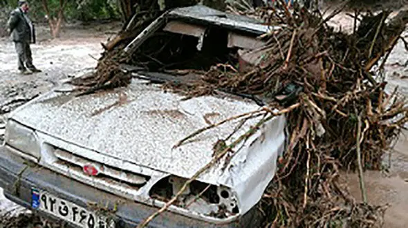 سیل ویرانگر در کلات / تخریب شدید خانه
