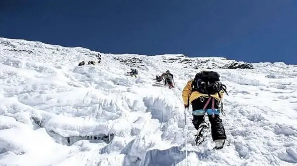 هشدار وزش باد شدید و رگبار در کوهستان‌ ها؛ کوهنوردی امروز خطرناک است!