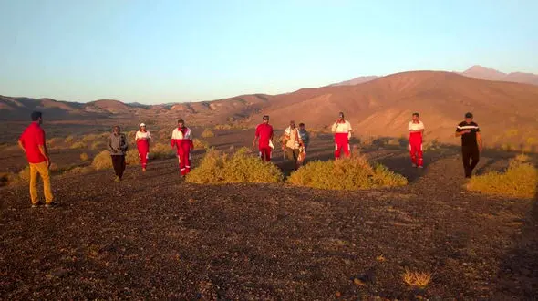 40 ساعت عملیات برای پیدا کردن پیرمرد گم شده در کرمان / همه نگران پدر خانواده بودند