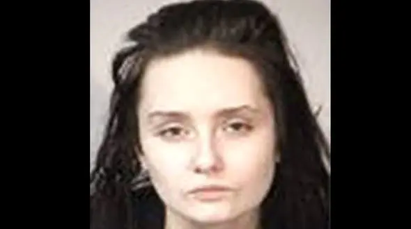 زنی برای بی آبرو کردن شوهرش بدون لباس به محل کار او در ویرجینیا رفت ! +عکس