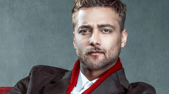 فیلم رونمایی امیر مقاره از همسرش ! / سبک بازی عروس خانم !