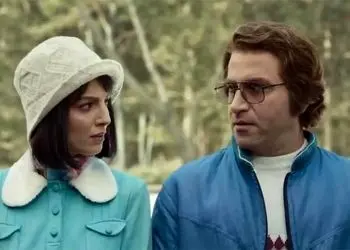 نگاهی به چیدمان شاهانه و سنتی منزل «هوتن شکیبا» امیر عاشق سریال تاسیان/ از مبلمان مدرن و پرده‌های اعیانی تا ویوی ابدی و کتابخانه