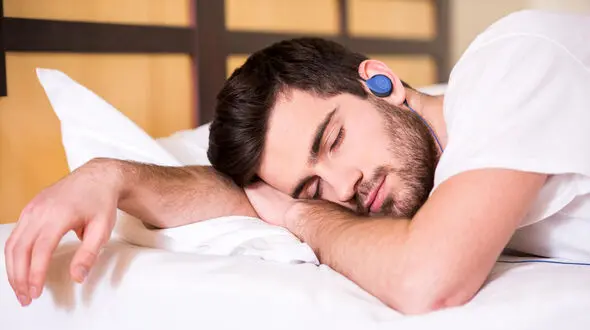 عوارض کاربرد دست به‌عنوان بالش 