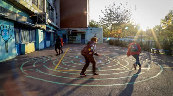 کانون های ورزشی آموزش و پرورش برای دانش آموزان رایگان است؟