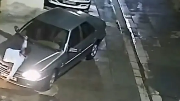 فیلم صحنه حمله به وکیل کرجی در محله شان ! + گفتگوی رکنا با صابر تاجدینی