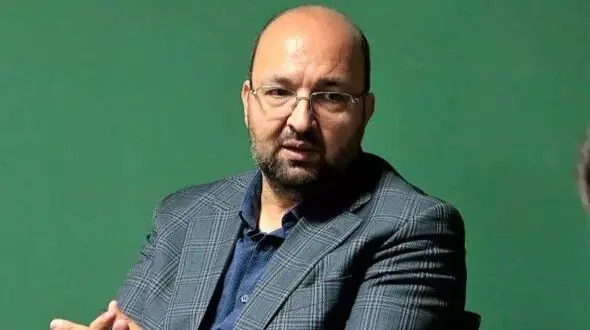 جواد امام: خطیبان محترم جمعه کشتی را سوراخ نکنید!