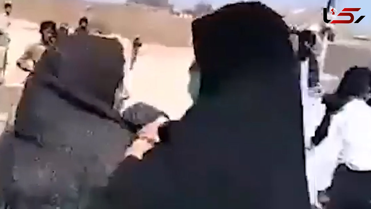 فیلم لحظه کتک خوردن  زن زاهدانی / تخریب سرپناه یک مادر و 7 فرزند