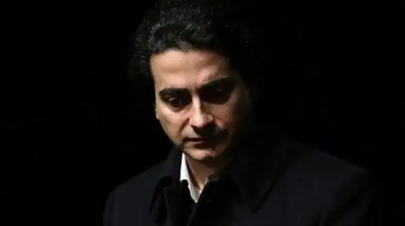 فیلم آواز باشکوه همایون شجریان با غزل مولانا خطاب به درد عشق / حال من از عشق پرس از من مضطر مپرس + متن کامل