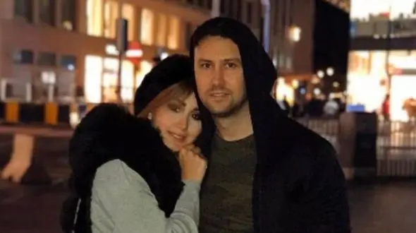 عکس / تولد عاشقانه شاهرخ استخری / سپیده بزمی پور با استایل شیک مادرانه جونِ بابا گفتنش را آرزو کرد ....