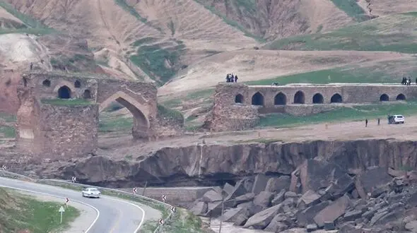 آرامشی خاموش در مرز سنگ و سکوت