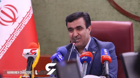 رئیس سازمان محیط زیست: از همه ظرفیت‌ها برای مهار آتش جنگل‌های لرستان استفاده می‌کنیم