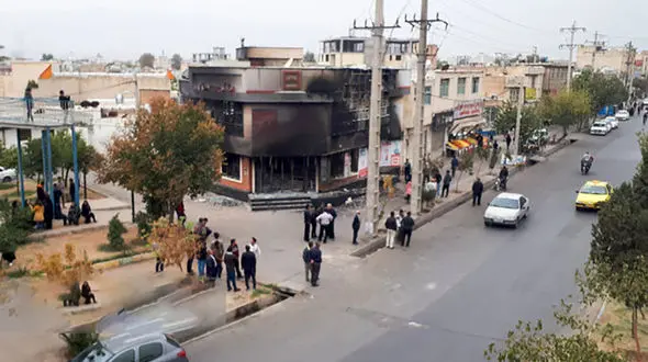 2 برادر بانک شیراز را تخریب کرده بودند! /  آنها از زندانیان قدیمی بودند 