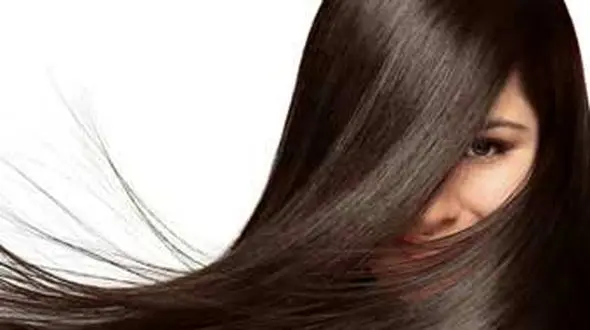 در آب و هوای خشک با وز شدن موها چه کنیم؟