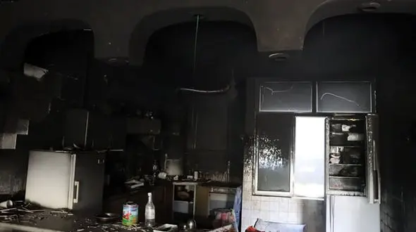 آتش سوزی یک خانه در اصفهان + عکس