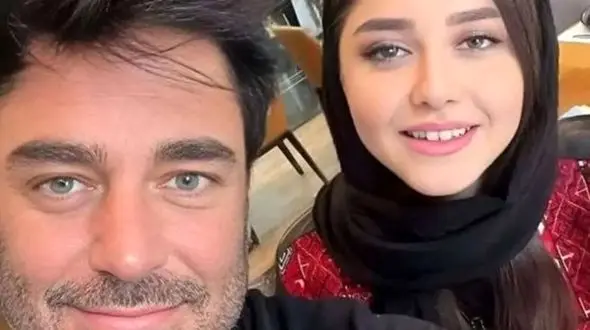 استوری عاشقانه محمد رضا گلزار به مناسبت دومین سالگرد ازدواجش / آقای بازیگر با عکس های عروسی به آیسان تبریک گفت!