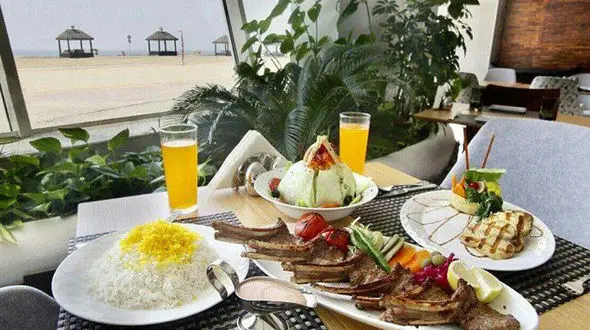 قیمت هتل ترنج کیش: چطور با بودجه مناسب، لوکس‌ترین تجربه را داشته باشیم؟