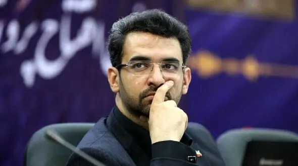 گفته بودند اگر پزشکیان پیروز شود با رقاصی جشن پیروزی می‌گیرند/ ما در حرم امام خمینی(ره) با نوای «یا حسین(ع) » آغاز می‌کنیم 