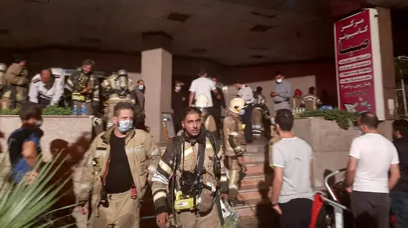 مرگ در یک قدمی 80 کودک و زن و مرد در برج 17 طبقه تهران+ عکس و فیلم