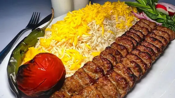 مردی بعد از خروج از اتاق عمل یک پرس کوبیده خورد و جان باخت 