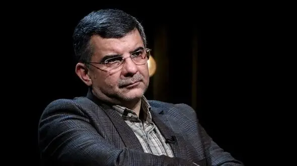حریرچی: معضل کمبود نیروی انسانی مهمتر از کمبود تخت بیمارستانی است / هنوز نیازی به راه اندازی بیمارستان های صحرایی نداریم + صوت
