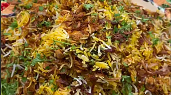 طرز تهیه ⁨تونه بریانی (بریانی تن ماهی) / فیلم