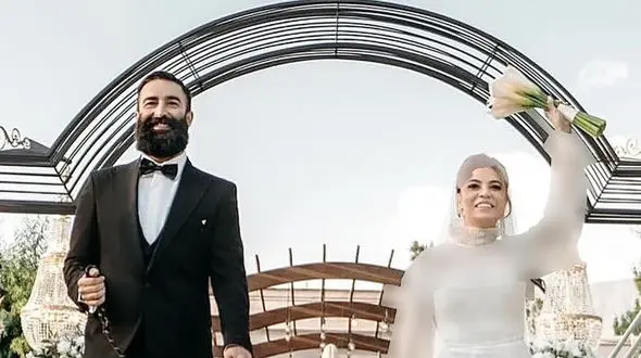 همه بازیگران مشهوری که امسال بختشان باز شد/ از عروسی کیوان ساکت اف و مونا کرمی تا ازدواج مهدی کوشکی برای چندمین بار+عکس