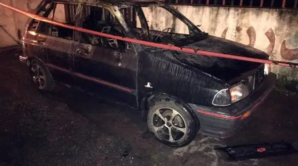 مرگ در میان شعله های آتش/مرد جوان زنده زنده در خودرویش سوخت + عکس