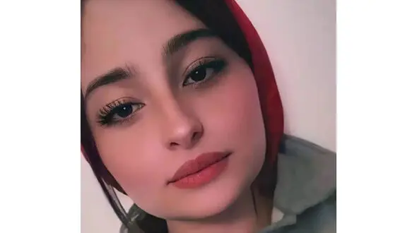 نگاه غمناک سارا و نیکا در استوری جدید