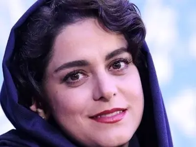 تصاویری از غزل شاکری و همسرش با یک ژست عاشقانه