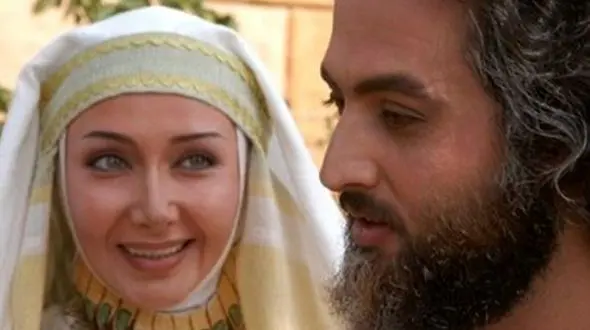 فیلم / دوبلۀ «پاکستانی» سریال یوسف پیامبر /  صحبت‌های زلیخا در فراق یوسف شنیدنیه ...