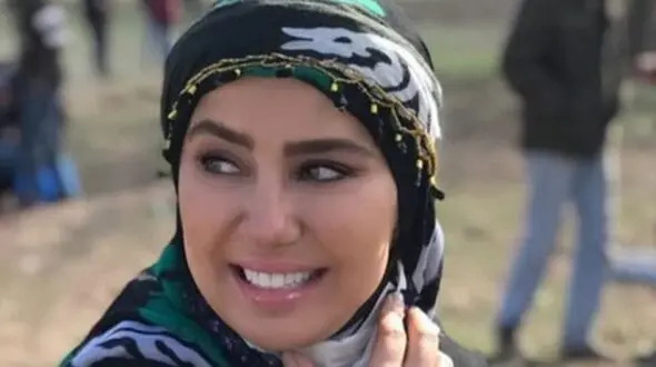 مرجان نون خ با انتشار این عکس ها رسماً قدیسه شد! / نه قدیسه ام نه گناهکار!