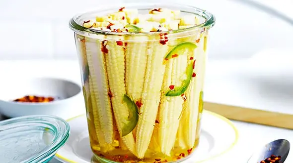 روش درست کردن ترشی بچه بلال 