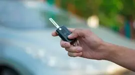 اگر ریموت خودرو کار نکرد چگونه در ماشین را باز کنیم؟