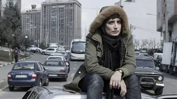 منتشر شد / نماهنگ "پدر" با صدای مازیار فلاحی و بازی نگار جواهریان + فیلم 