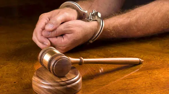 فیلم عجیب از مسئول شهربازی که از زن بی حجاب حمایت کرد / ادعای عجیب با غصب عنوان قضایی + جزییات