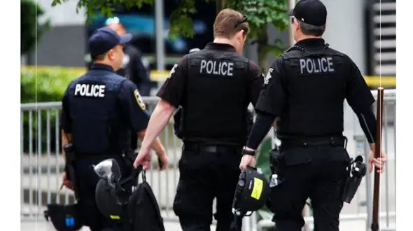 فیلم مرگ مرد آمریکایی پس از دستگیری توسط پلیس 