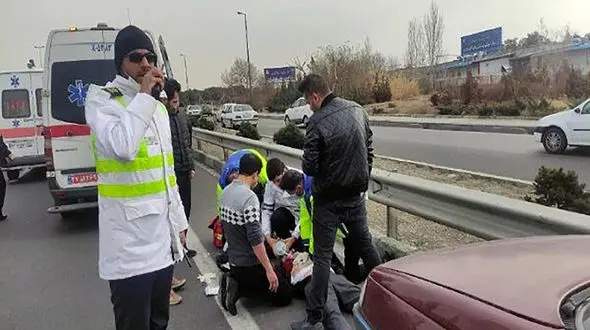 تصادف زنجیره ای 11 خوردو در گرگان / کمپرسی همه را در هم کوبید + عکس