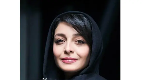 سلفی جدید ساره بیات با همسر بی توجهش