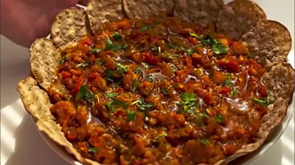 فیلم طرز تهیه پاتلیجان چولاما غذای ترکی