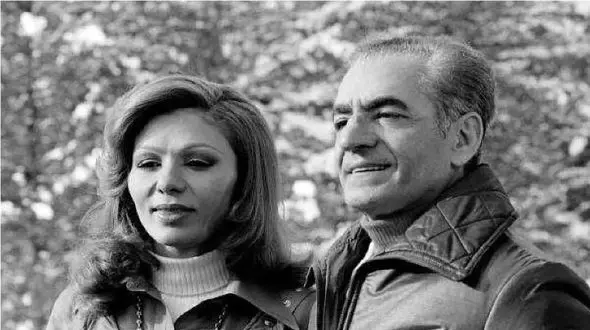 سفر به ایام قدیم / محمدرضا پهلوی فرح دیبا با لباس اسکی در هتل توچال تهران !