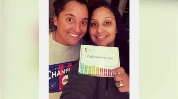 2 کارمند یک رستوران پس از 9 ماه خواهر از آب درآمدند + عکس