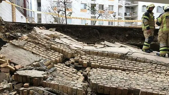 تندباد 4 نوجوان مشهدی را زنده به گور کرد  + عکس دیوار فرو ریخته