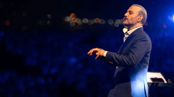 «ایرانم» علیرضا قربانی ۶ شب در یزد روی صحنه می‌رود