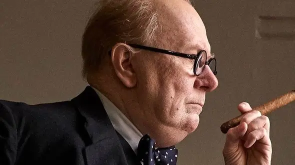 دل تورو بهترین کارگردان شد / اسکار در دستان چرچیل انگلیسی +تصاویر