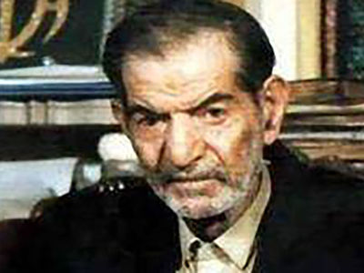 عکس ها / نگاهی به چیدمان فوق العاده خانه نوستالژیک استاد شهریار در تبریز /  از چراغ نفتی ها و گردسوز تا تلویزیون چوبی / از فرش اصیل تبریزی تا  مجسمه اش نشسته روی مبل با عصا !