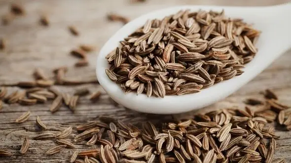 مراقب عوارض خطرناک این ادویه خوشمزه باشید